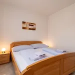 Maric * Vodice