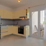Apartment Maric *