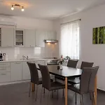 Apartman Maric *